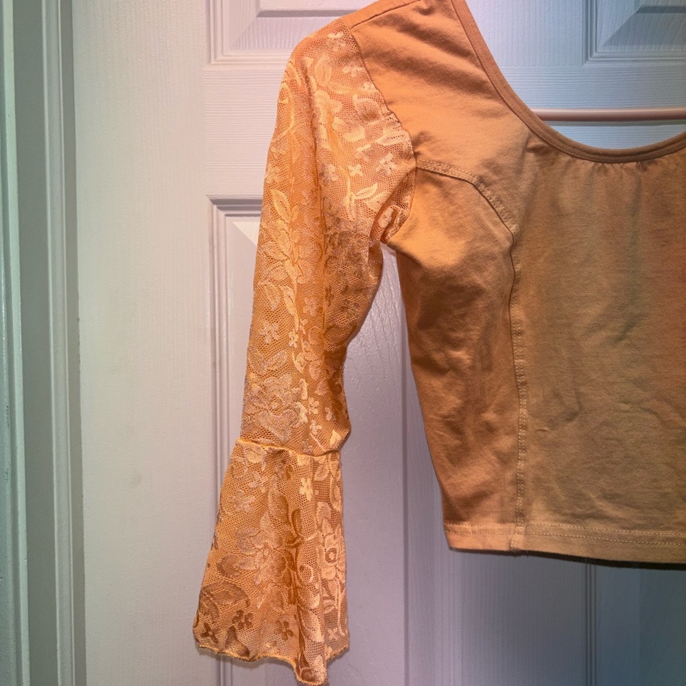 Mustard Lace Bell Sleeve Cropped Top – Boho Fairycore Festival Style - Picture 4 of 8